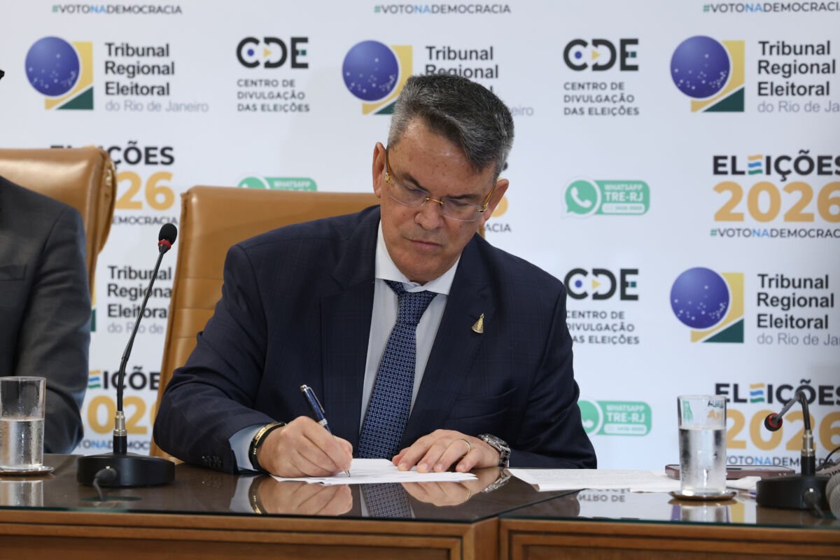 TRE-RJ solicita reforço de tropas federais para a segurança do segundo turno das eleições