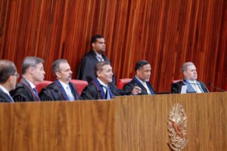TSE regulamenta uso de canais de WhatsApp por campanhas para padronizar registro eleitoral