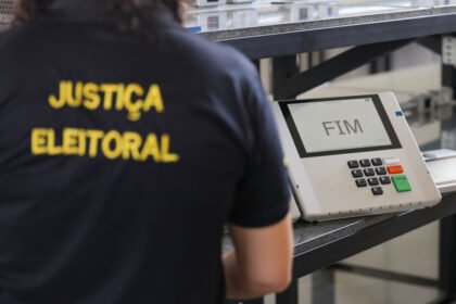 Tribunais eleitorais selecionam urnas para auditoria decisiva do segundo turno