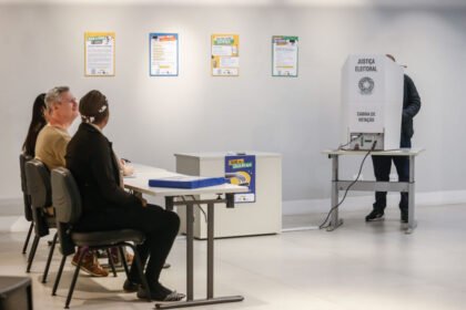 Urna eletrônica completa 30 anos como pilar de agilidade e segurança nas eleições