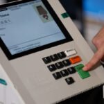 Urna eletrônica em 2026 exige voto para seis cargos e terá barra de progresso na tela