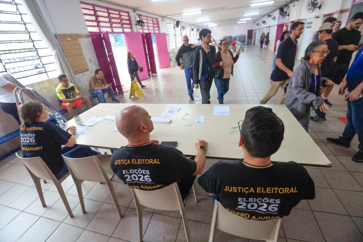 Votação em São Paulo mantém ritmo estável mesmo sob efeito de tempestades severas